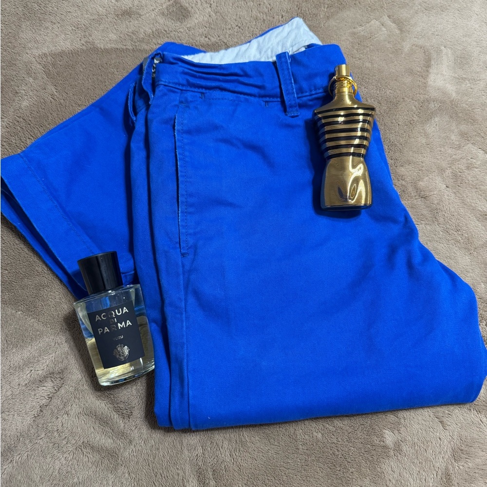 Abercrombie and Fitch Men’s Chino pants